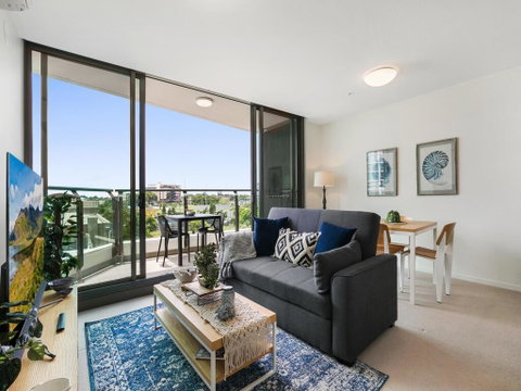 HARBOURSIDE- Hosted By: L'Abode Accommodation - Dalby Accommodation 0