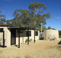 HEATHCOTE SHIRAZ COUNTRY STAYS - Dalby Accommodation