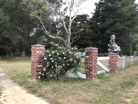 Helen's Luxury Hut - Dalby Accommodation 2