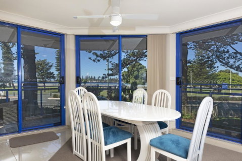 Heritage Unit 101/18 Manning Street, Tuncurry - Dalby Accommodation 3