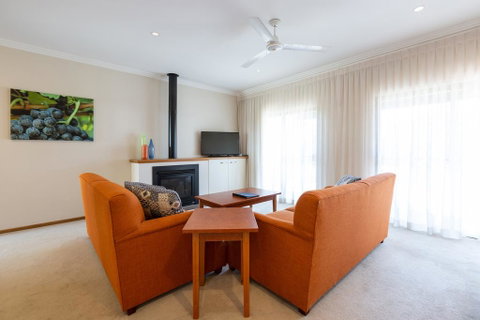 Hermitage Lodge - Dalby Accommodation 3