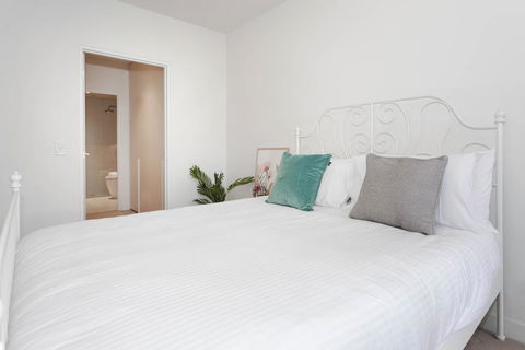 Heyday Apartments - South Yarra - Dalby Accommodation 3