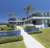 Hi Surf Unit 3 92 Head St Forster - Dalby Accommodation