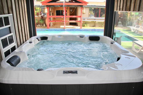 Hideaway Noosa Men Only Beach Resort - Dalby Accommodation 1