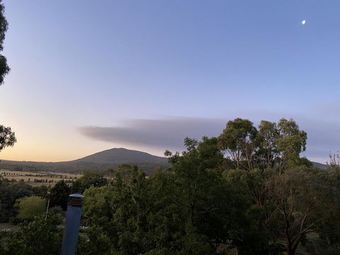 Highfield Cottage - Dalby Accommodation 1