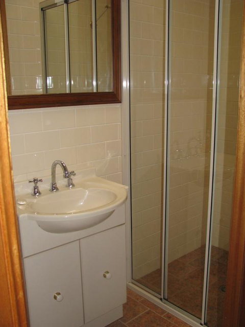 Hill Top Country Guest House - Dalby Accommodation 2