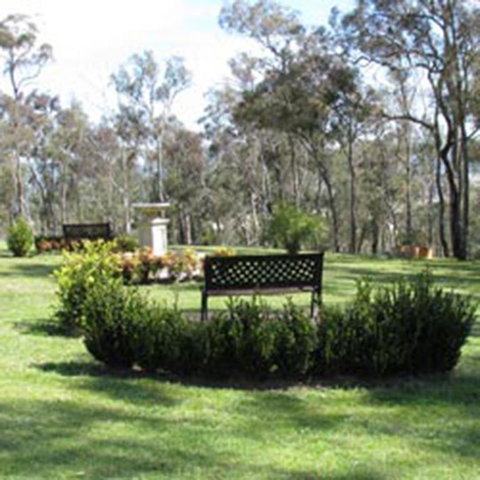 Hill Top Country Guest House - Dalby Accommodation 3