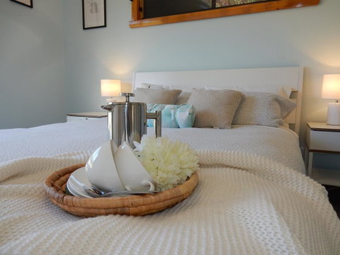 Holiday Home By The Beach In St Helens - Dalby Accommodation 0
