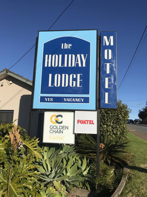 Holiday Lodge Motor Inn - Dalby Accommodation 0
