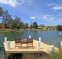 Holiday on the Water - Dalby Accommodation