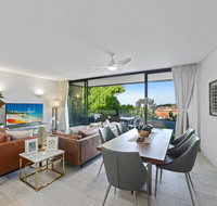 HomeHotel Ultra Luxurious 3 bedroom penthouse. - Dalby Accommodation