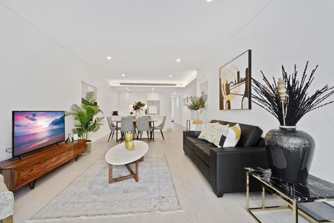HomeHotel-New And Walking To Shopping,Super Clean - Dalby Accommodation 1
