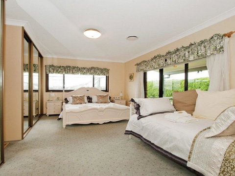 Hope - Country Farm Stay For Large Groups - Dalby Accommodation 1