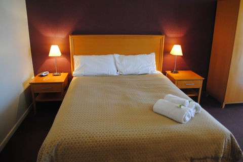 Horse & Jockey Hotel Motel - Dalby Accommodation 1