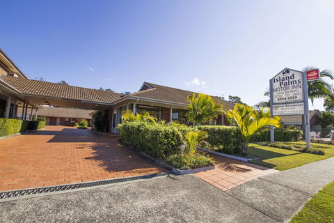 Island Palms Motor Inn - Dalby Accommodation 1