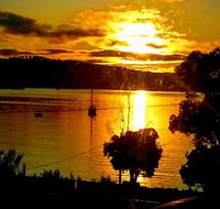 Islandview Beachhouse - 60m down driveway to Beach Dover Tasmania - Dalby Accommodation