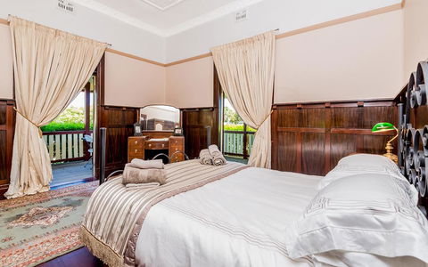 Ithaca - Dalby Accommodation 3