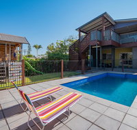 Ivy Street 7 Dicky Beach - Dalby Accommodation