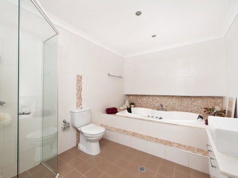 Jacaranda Blue @ Corlette - Dalby Accommodation 2