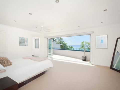 Jacaranda Blue @ Corlette - Dalby Accommodation 3