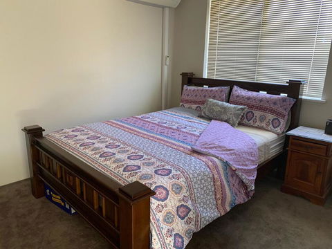 Joondalup Guest Home - Dalby Accommodation 1