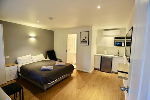 Junee Tourist Park - Dalby Accommodation 0