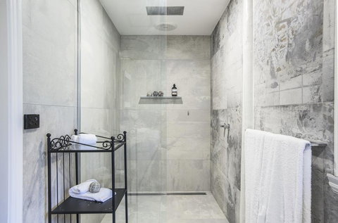 Juniper & Rye Cottage For Two - Dalby Accommodation 1