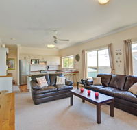 Just 4 Fun - Dalby Accommodation