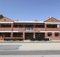 Kaneira Hotel - Dalby Accommodation