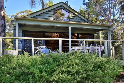 Kangaroo Valley Timber Cabin - Dalby Accommodation 1