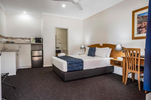 Karratha Central Apartments - Dalby Accommodation 1