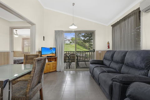 Kendalls Beach Holiday Park - Dalby Accommodation 1