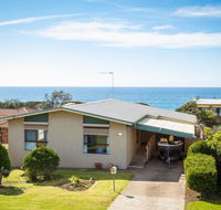 Kianga Parade Beach House - Dalby Accommodation