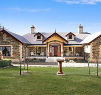 Kilburn - views as far as the eyes can see - Dalby Accommodation