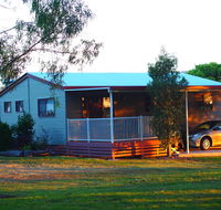 Killarney View Cabins and Caravan Park - Dalby Accommodation