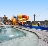 King's Point Retreat - Dalby Accommodation