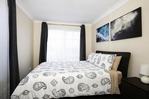 Kingfisher - Pet-Friendly - 10 Mins To Hyams Beach - Dalby Accommodation 3