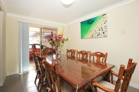 Kingfisher - Pet-Friendly - 10 Mins To Hyams Beach - Dalby Accommodation 2