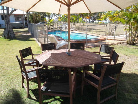 Kinka Palms Beachfront Apartments / Motel - Dalby Accommodation 2