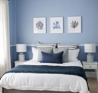 Kinross Cottage - Neat and Stylish Sleeps 9 - Dalby Accommodation