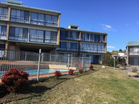 Kirwan Apartments 10 - Dalby Accommodation 1
