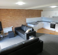 Kirwan Gardens 4 - Dalby Accommodation