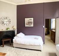 Kite St - Centre of Orange - walk everywhere - Dalby Accommodation