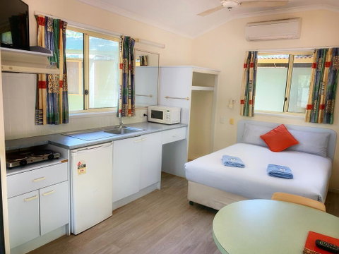 Knotts Crossing Resort - Dalby Accommodation 1