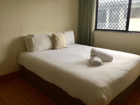 Koala Beach Resort Cairns - Dalby Accommodation 2