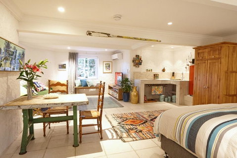 Kookaburra Down Under Coogee Beach - Dalby Accommodation 0