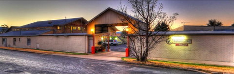 Kookaburra Lodge - Dalby Accommodation 0