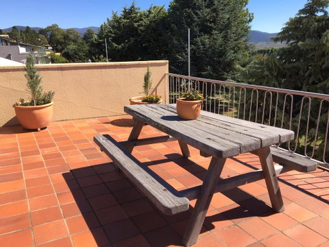 Kookaburra Lodge - Dalby Accommodation 1