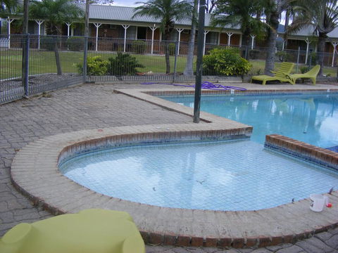 Koorawatha Homestead - Dalby Accommodation 2