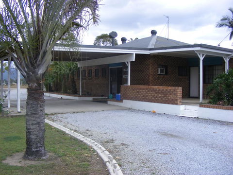 Koorawatha Homestead - Dalby Accommodation 3